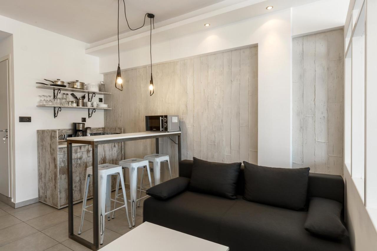 Evel'S Home Suites Thessaloníki Ngoại thất bức ảnh